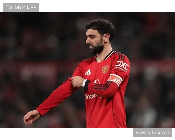 B费领袖气质争议：关键战表现与更衣室影响力分析